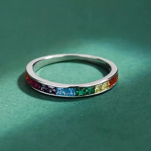 🎁NWT 🌈 MULTI-COLOR .925 STAMPED STERLING SILVER RAINBOW ZIRCON PRIDE RING Size 6 - Picture 3 of 7